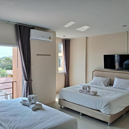 Hotel เคทู เกสเฮาส์ à Chonburi Extérieur photo