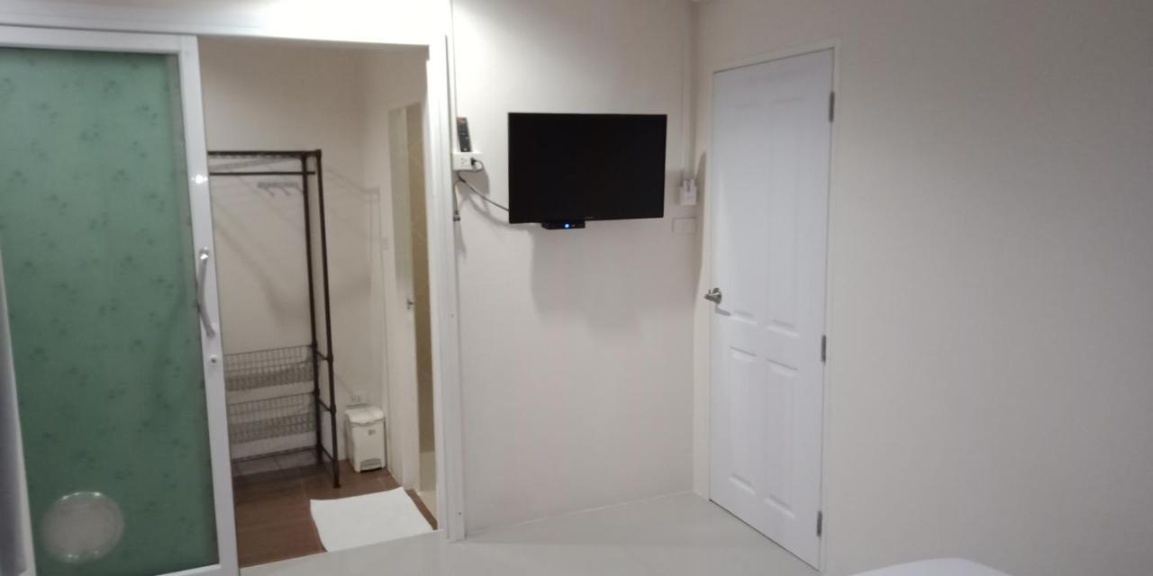 Hotel เคทู เกสเฮาส์ à Chonburi Extérieur photo
