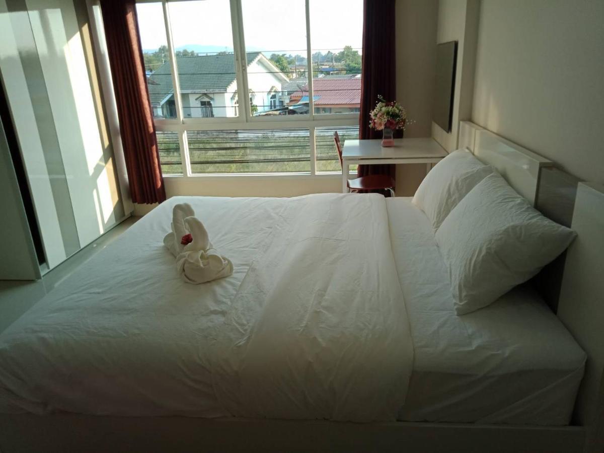 Hotel เคทู เกสเฮาส์ à Chonburi Extérieur photo